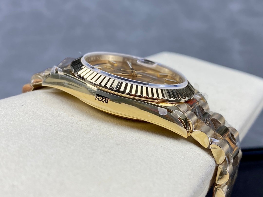 40mm Daydate R0lex Gold