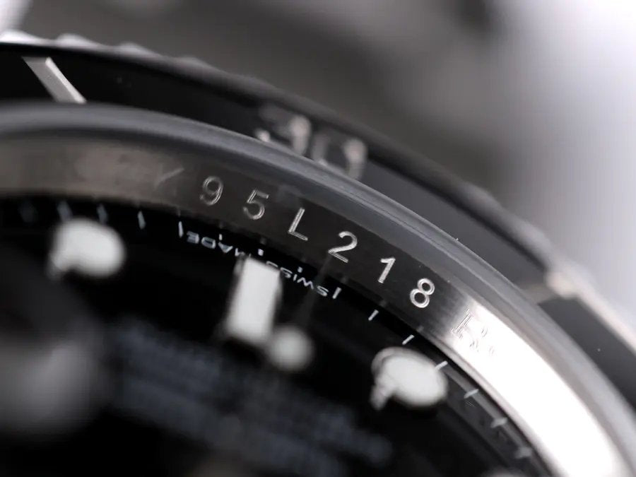 40mm R0lex Submariner Black with Date
