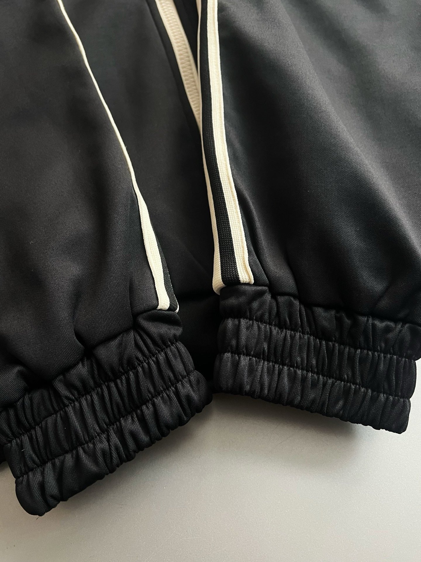 Cel1ne Jogger Top