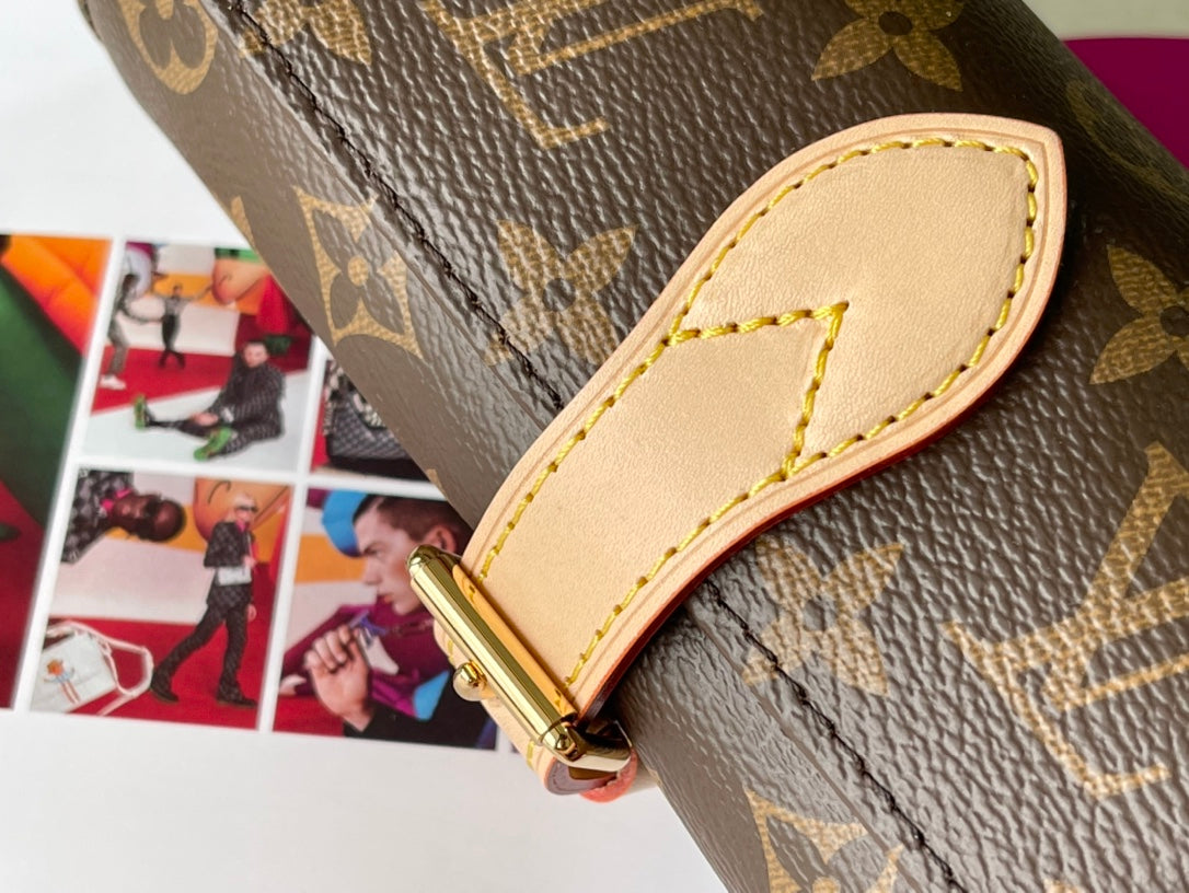 L*V Watch Roll Case