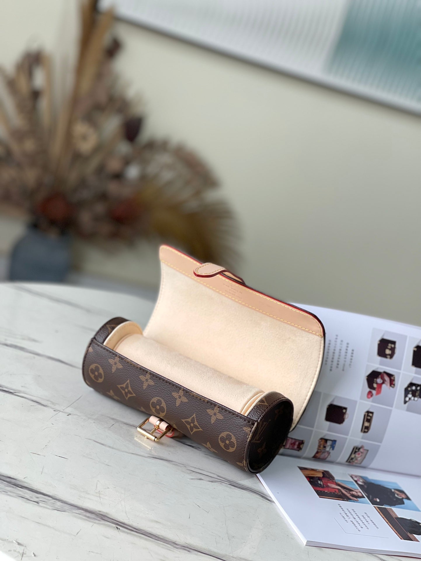 L*V Watch Roll Case