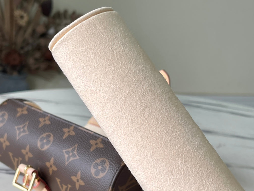 L*V Watch Roll Case