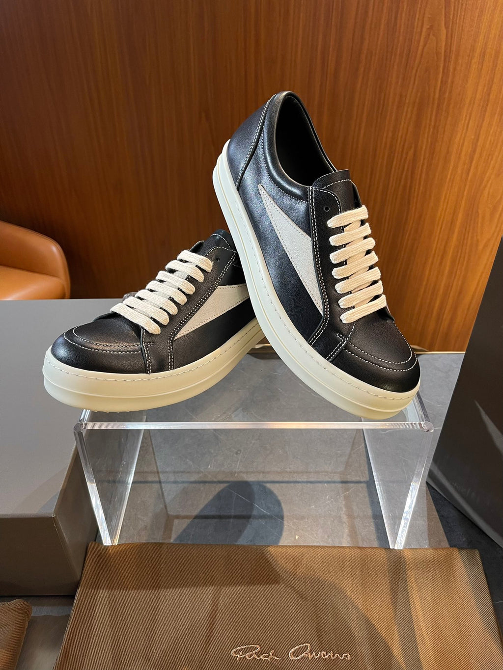R*1ck 0*W3ns Low Sneaker Black