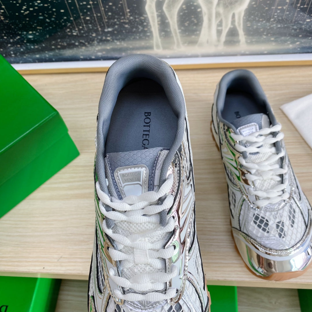 B*0ttega White/Silver Orbit