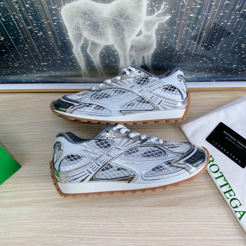 B*0ttega White/Silver Orbit