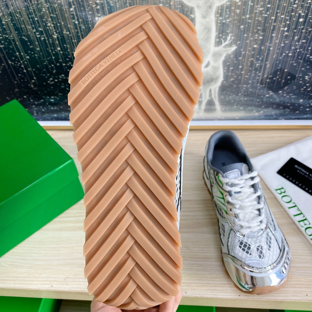 B*0ttega White/Silver Orbit